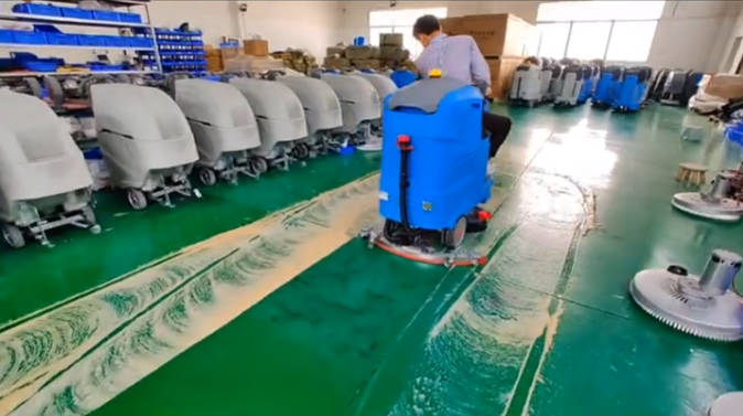 南区2023年还在用人工的物业保洁不妨试试洗地机吧